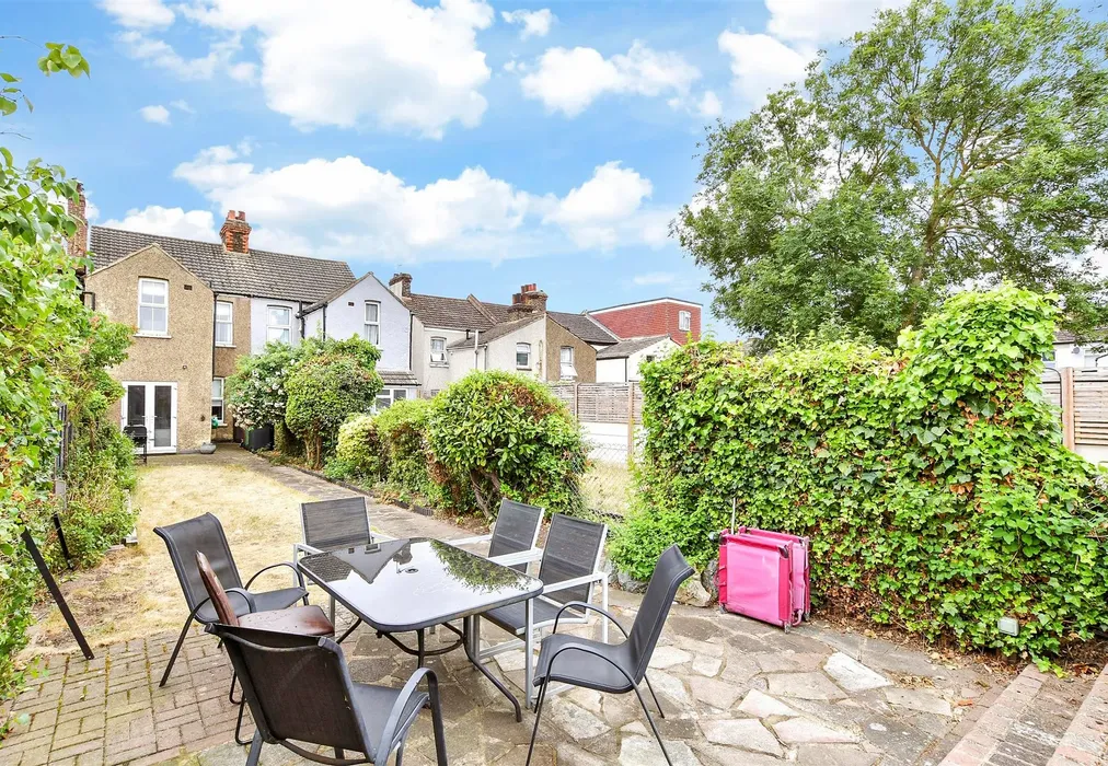 Rear Garden - Carrington Road, Dartford, Kent - Wards of Kent