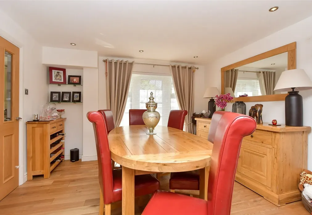 Dining Area - Bull Lane, Boughton-Under-Blean, Faversham, Kent - Wards of Kent