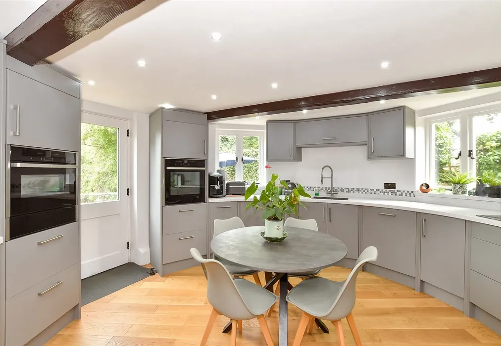 Kitchen - Station Road, Northiam, Rye, East Sussex - Wards of Kent