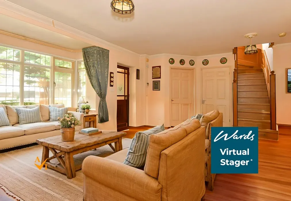 Lounge (Farmhouse style) - Maidstone Road, Chatham, Kent - Wards of Kent