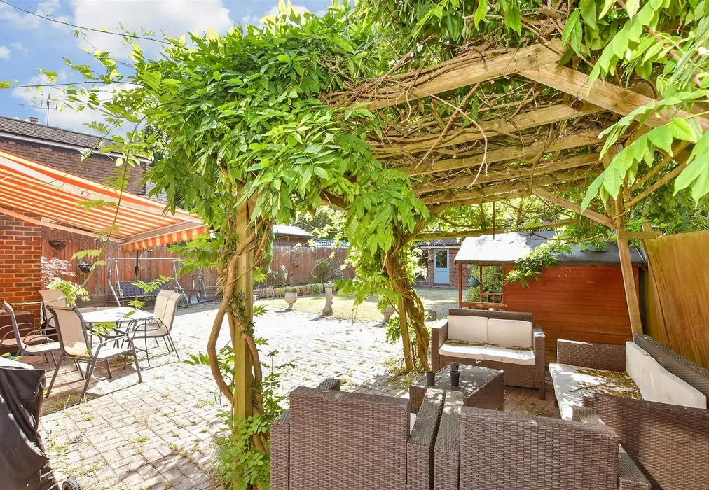 Rear Garden - Maidstone Road, Chatham, Kent - Wards of Kent