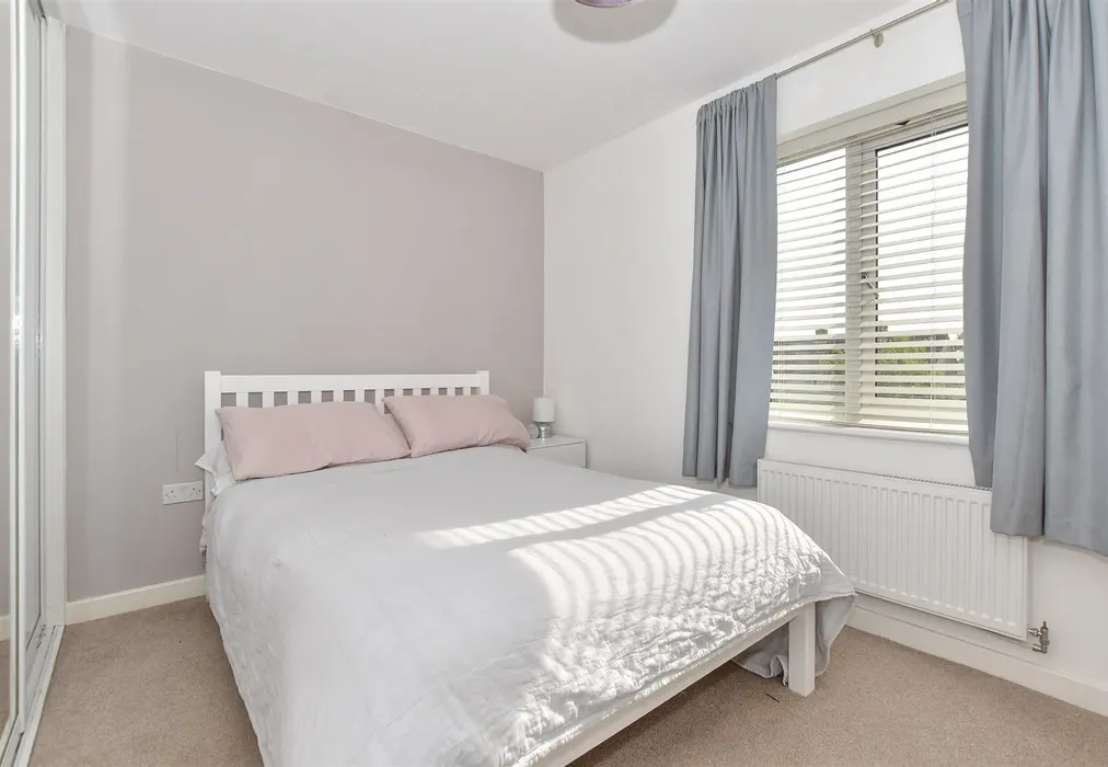 Bedroom 1 - Scholars Way, Ashford, Kent - Wards of Kent