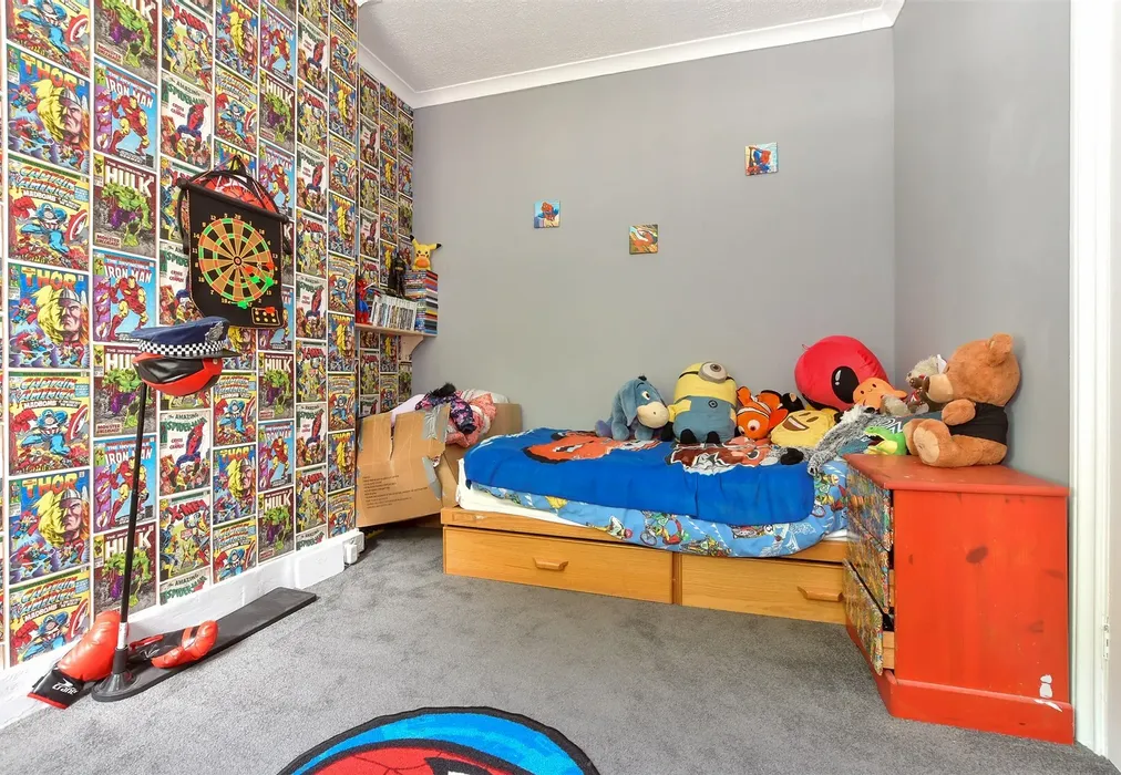 Bedroom 3 - Grove Road, Folkestone, Kent - Wards of Kent