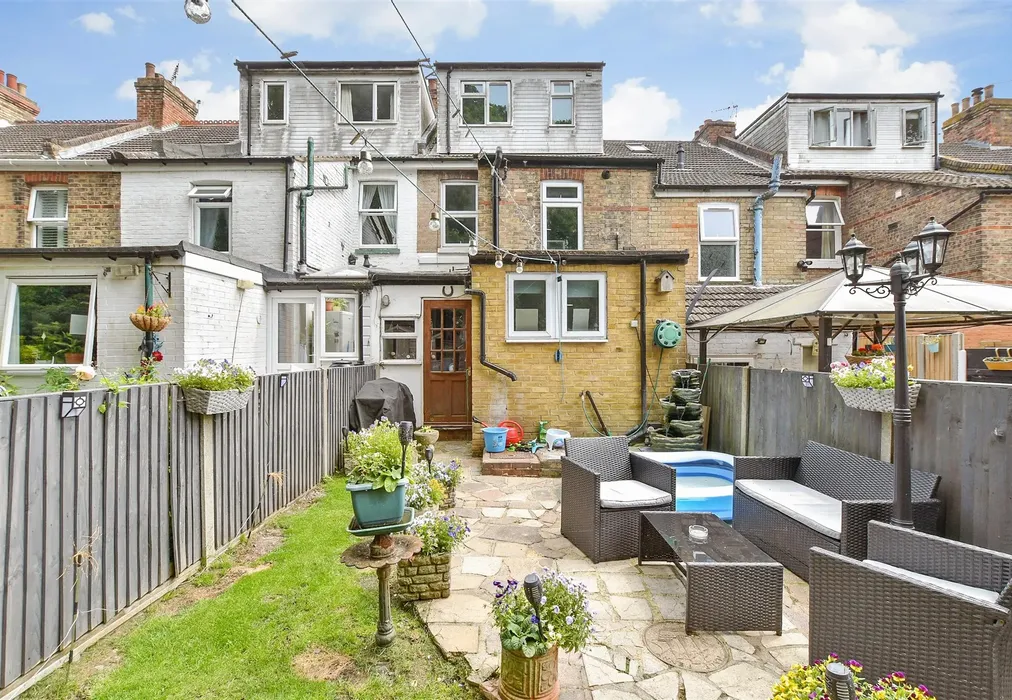 Rear Garden - Grove Road, Folkestone, Kent - Wards of Kent