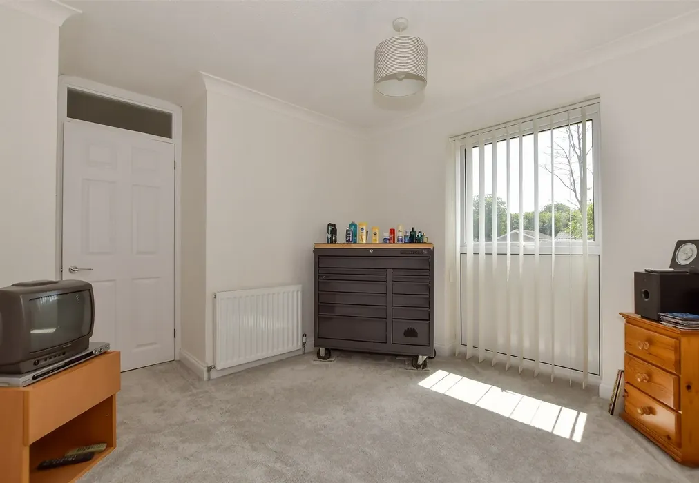 Bedroom 2 - The Coppice, Vigo Village, Meopham, Kent - Wards of Kent