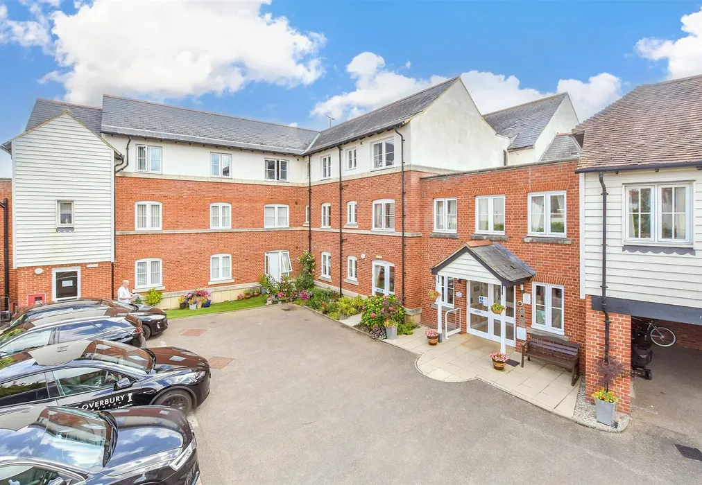 External (Web) - East Street, Faversham, Kent - Wards of Kent