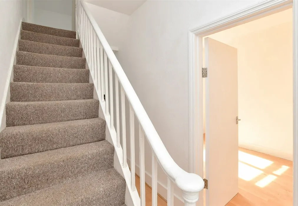 Internal Lifestyle Photograph - Normanton Street, Brighton, East Sussex - Wards of Kent