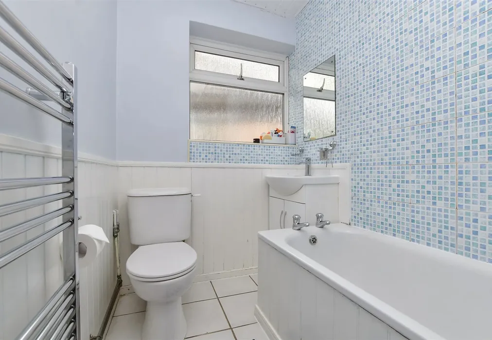 Bathroom - Haselmere Close, Wallington, Surrey - Wards of Kent