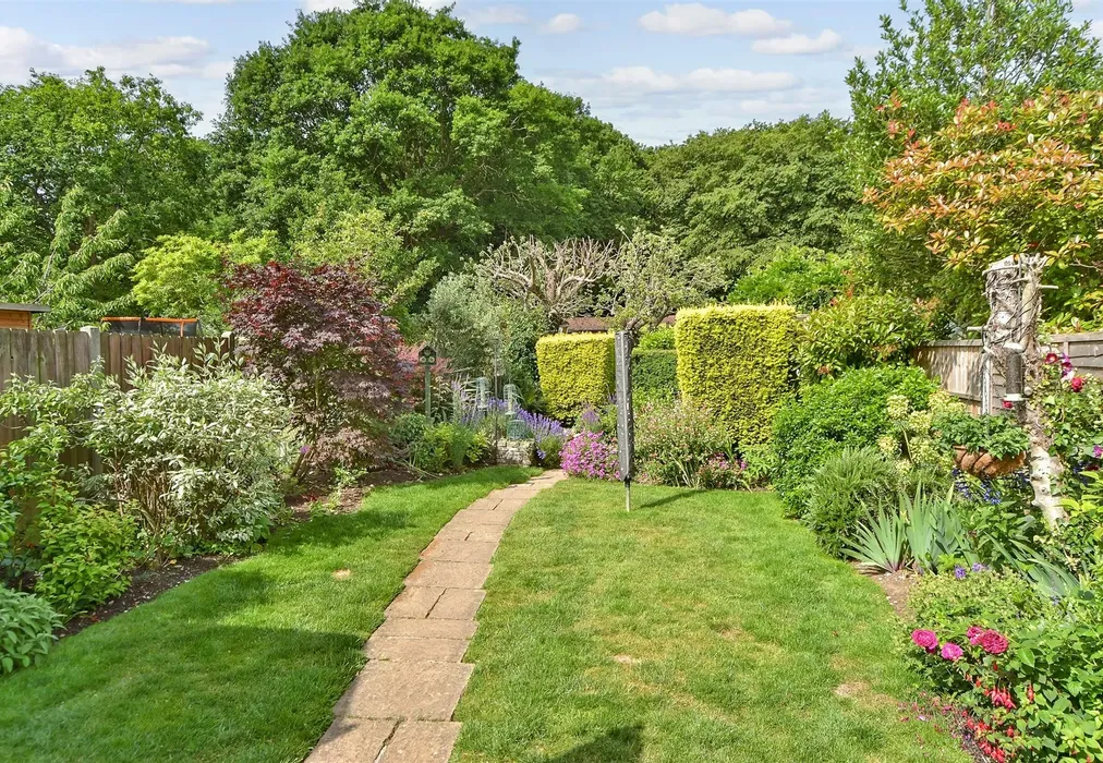 Rear Garden - Edwin Road, Rainham, Kent - Wards of Kent