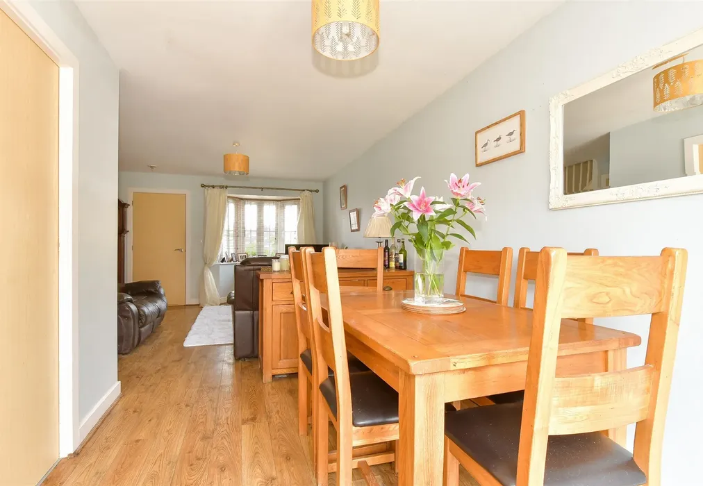 Lounge/Diner - Larch End, Minster On Sea, Sheerness, Kent - Wards of Kent