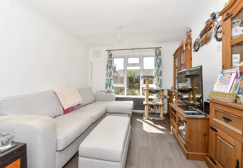 Lounge/ Diner - The Green, Lydd, Kent - Wards of Kent