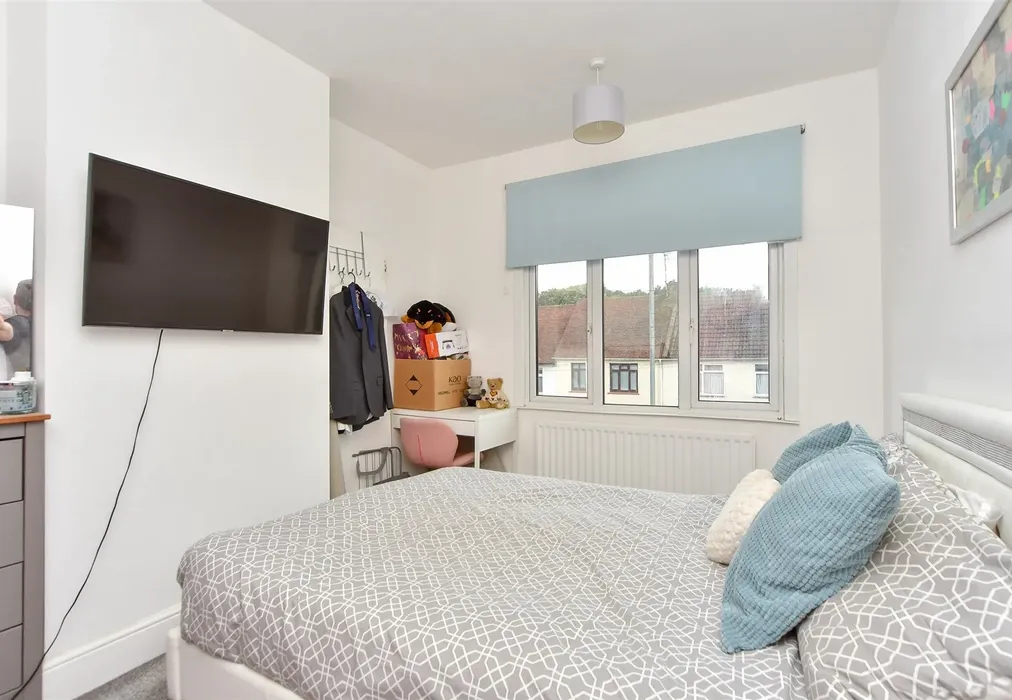 Bedroom 1 - Woodlands Road, Gillingham, Kent - Wards of Kent
