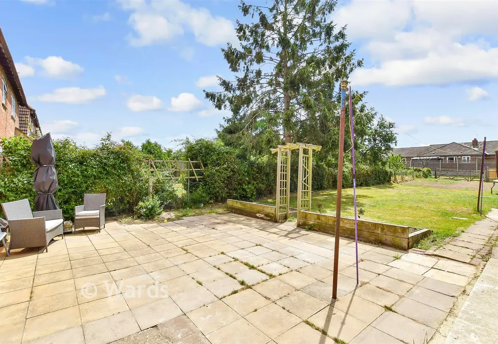 Rear Garden - Herbert Road, Willesborough, Ashford, Kent - Wards of Kent