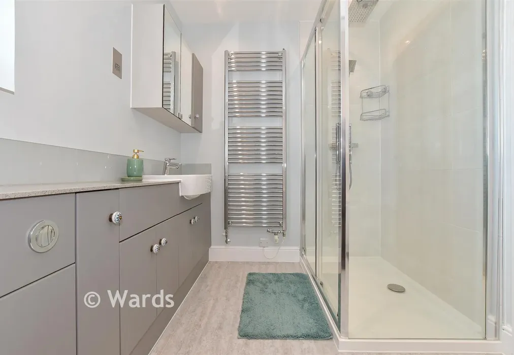 Bathroom - St. Crispin Close, Worth, Deal, Kent - Wards of Kent
