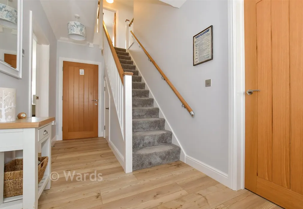 Entrance Hall - St. Crispin Close, Worth, Deal, Kent - Wards of Kent