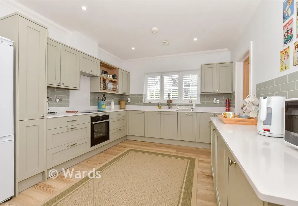 Kitchen/ Diner - St. Crispin Close, Worth, Deal, Kent - Wards of Kent