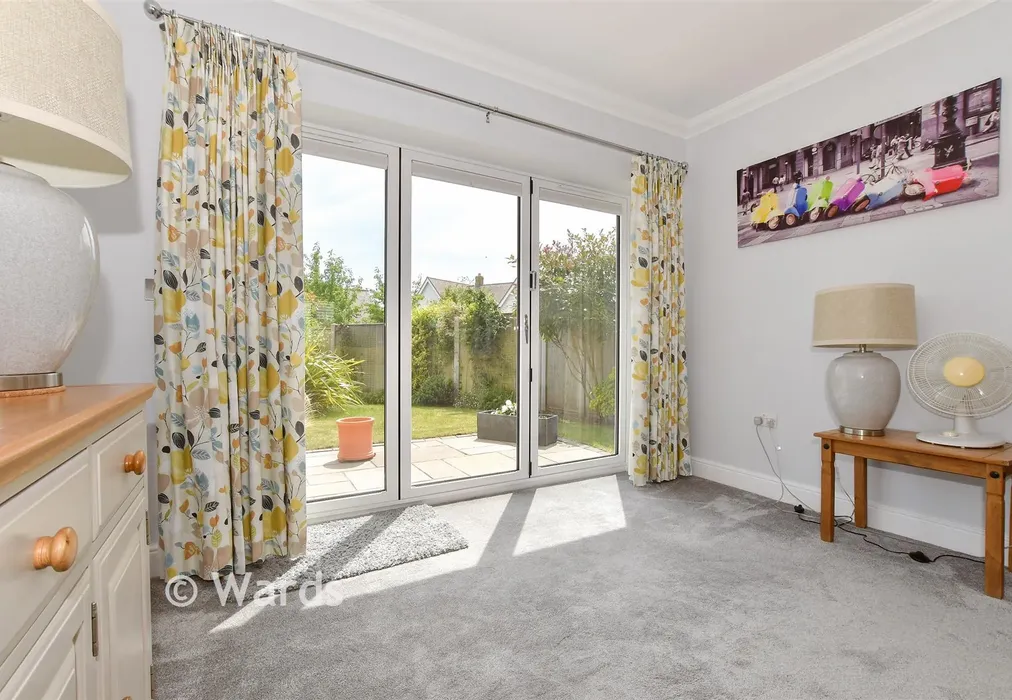 Internal Feature - St. Crispin Close, Worth, Deal, Kent - Wards of Kent
