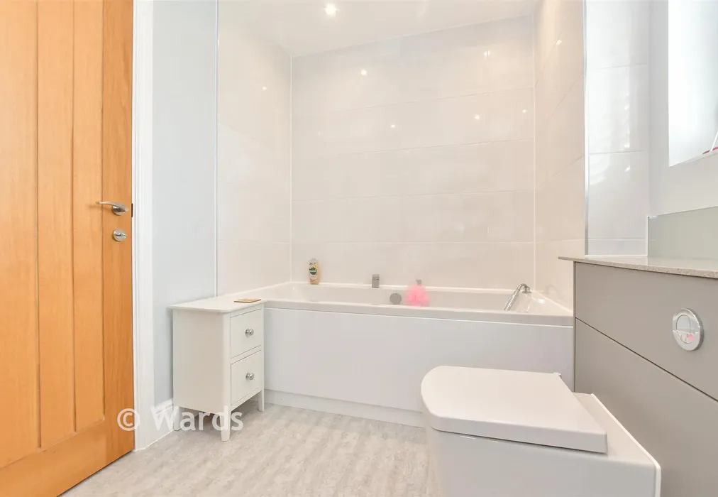 Bathroom - St. Crispin Close, Worth, Deal, Kent - Wards of Kent
