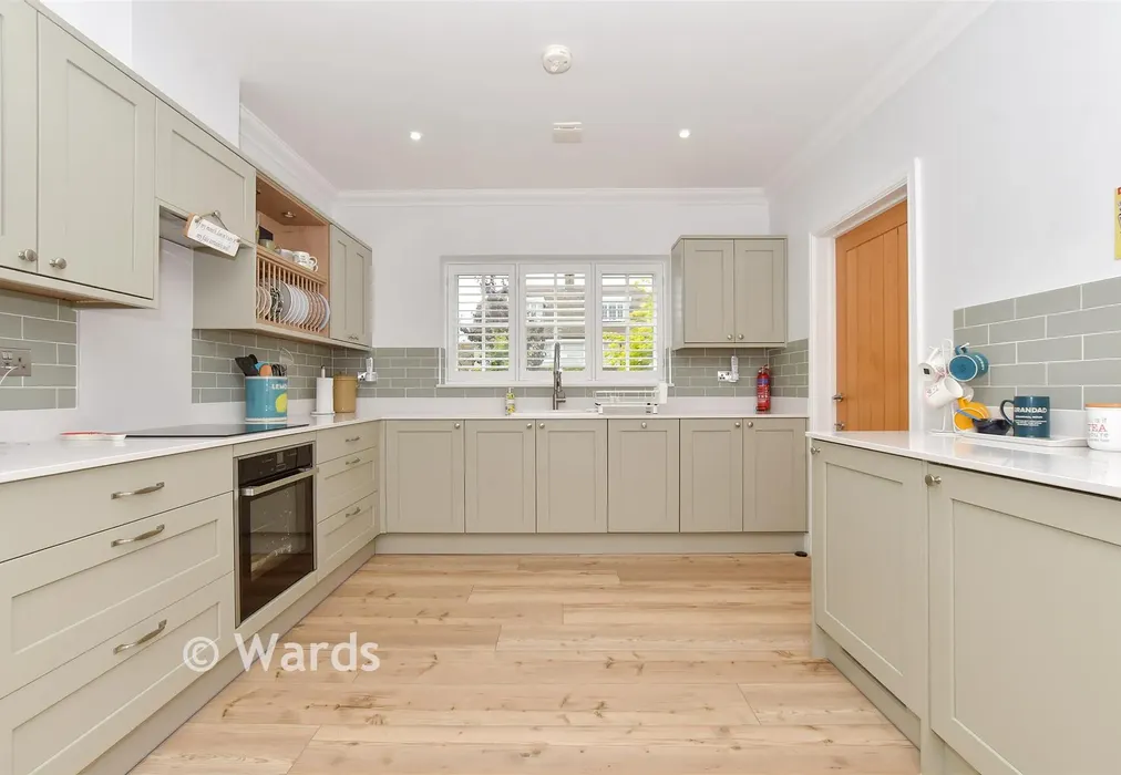 Kitchen/ Diner - St. Crispin Close, Worth, Deal, Kent - Wards of Kent