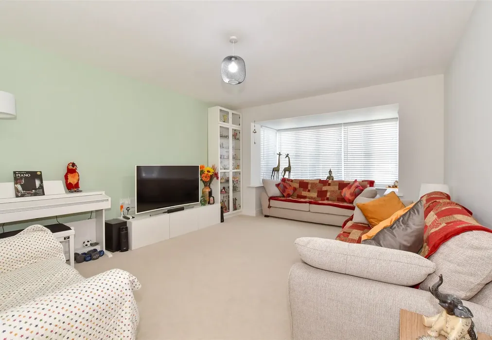 Lounge - Eames View, Southwater, Horsham, West Sussex - Wards of Kent