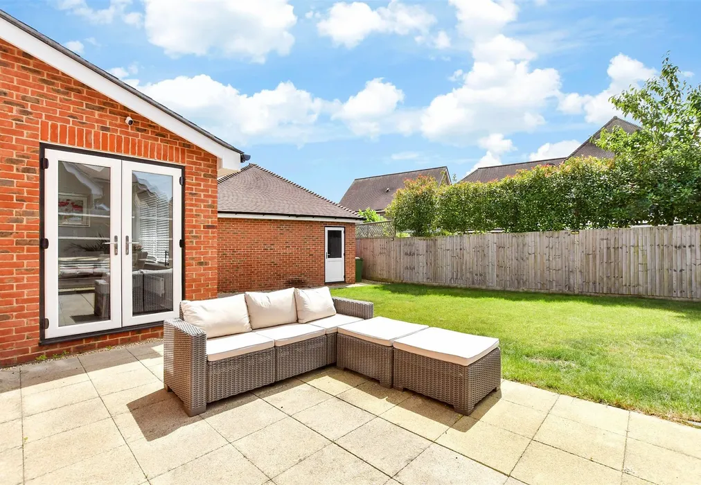 Rear Garden - Eames View, Southwater, Horsham, West Sussex - Wards of Kent