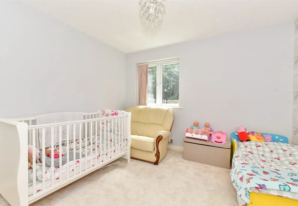 Bedroom 2 - Shearer Close, Havant, Hampshire - Wards of Kent