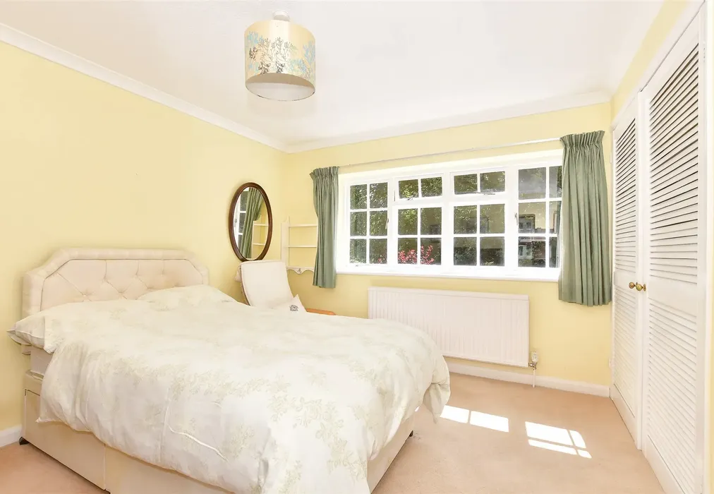 Bedroom 1 - Church Lane, Westbere, Canterbury, Kent - Wards of Kent