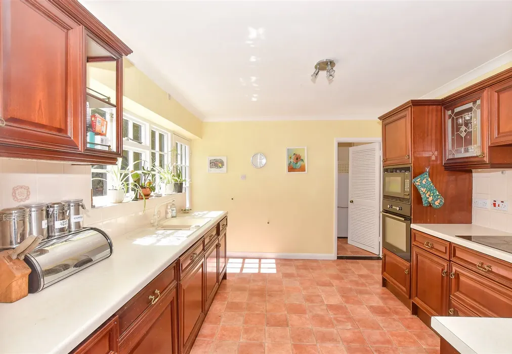 Kitchen - Church Lane, Westbere, Canterbury, Kent - Wards of Kent