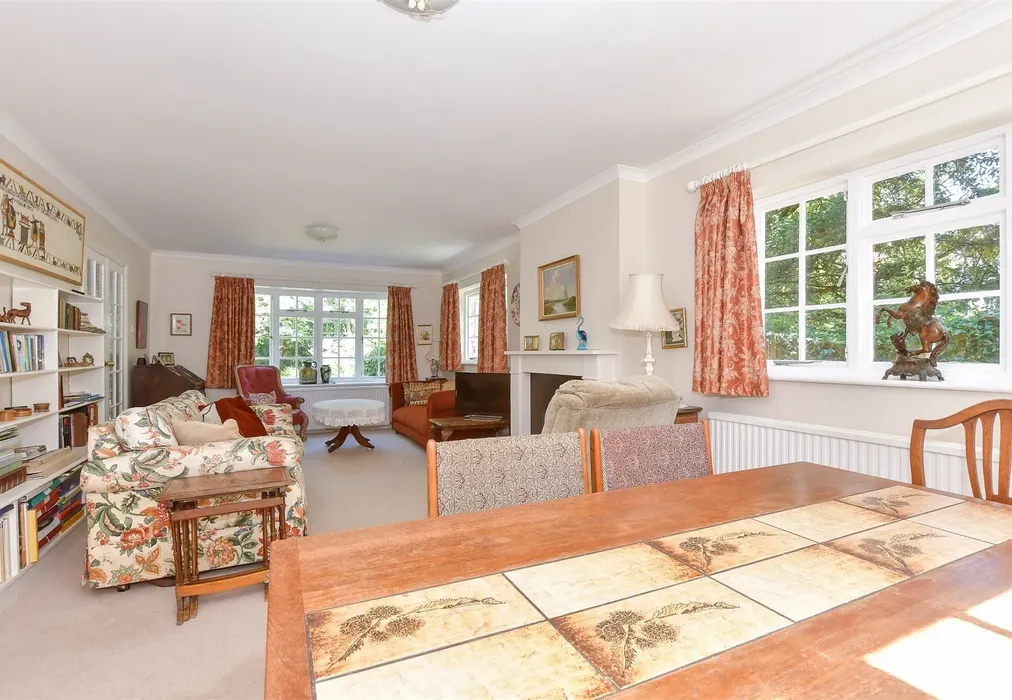 Lounge - Church Lane, Westbere, Canterbury, Kent - Wards of Kent