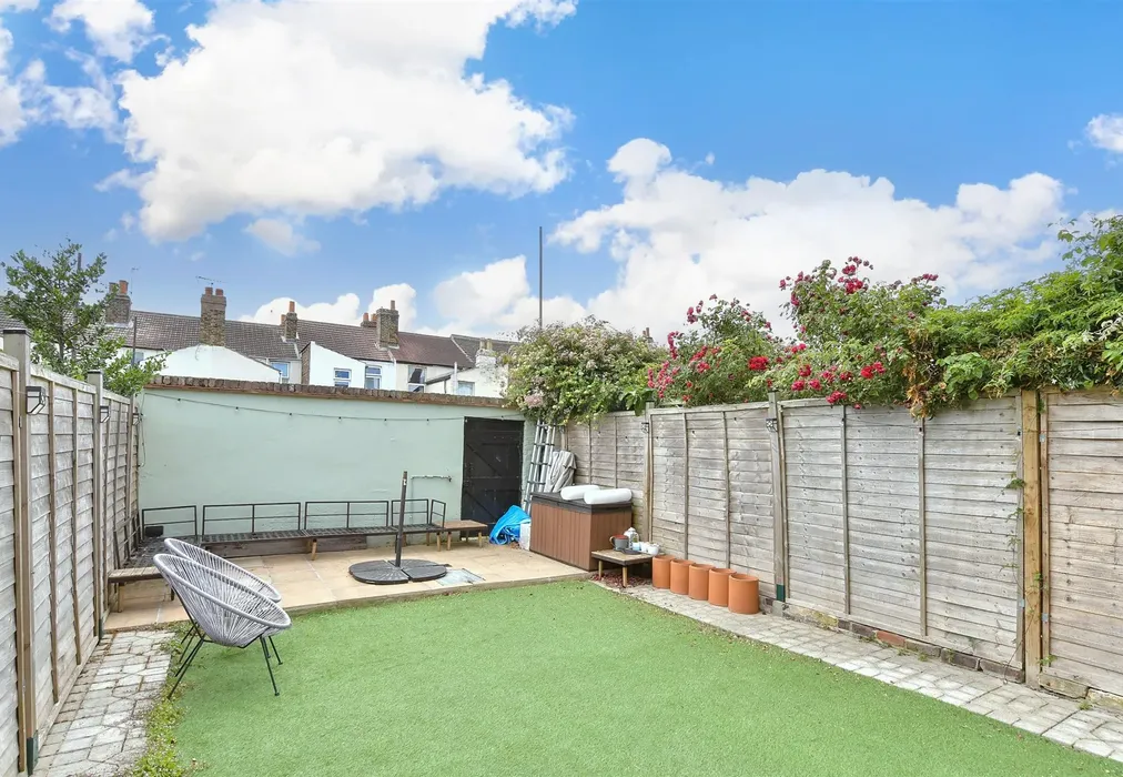 Rear Garden - Marine Parade, Sheerness, Kent - Wards of Kent
