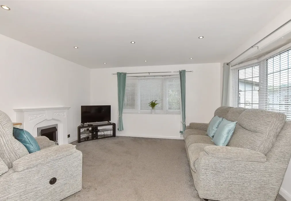 Lounge - Burmarsh Road, Hythe, Kent - Wards of Kent