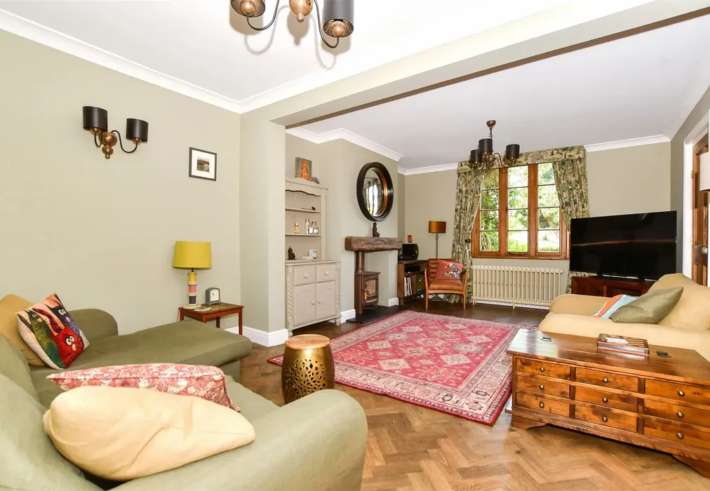 Lounge - Old Loose Hill, Loose, Maidstone, Kent - Wards of Kent