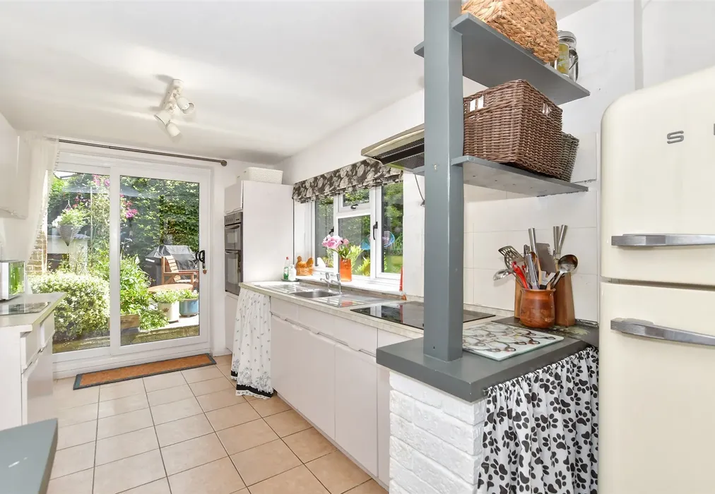 Kitchen/Diner - Old Loose Hill, Loose, Maidstone, Kent - Wards of Kent