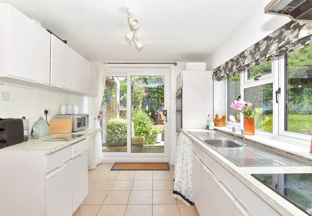 Kitchen/Diner - Old Loose Hill, Loose, Maidstone, Kent - Wards of Kent