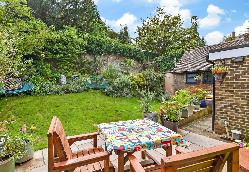 Rear Garden - Old Loose Hill, Loose, Maidstone, Kent - Wards of Kent