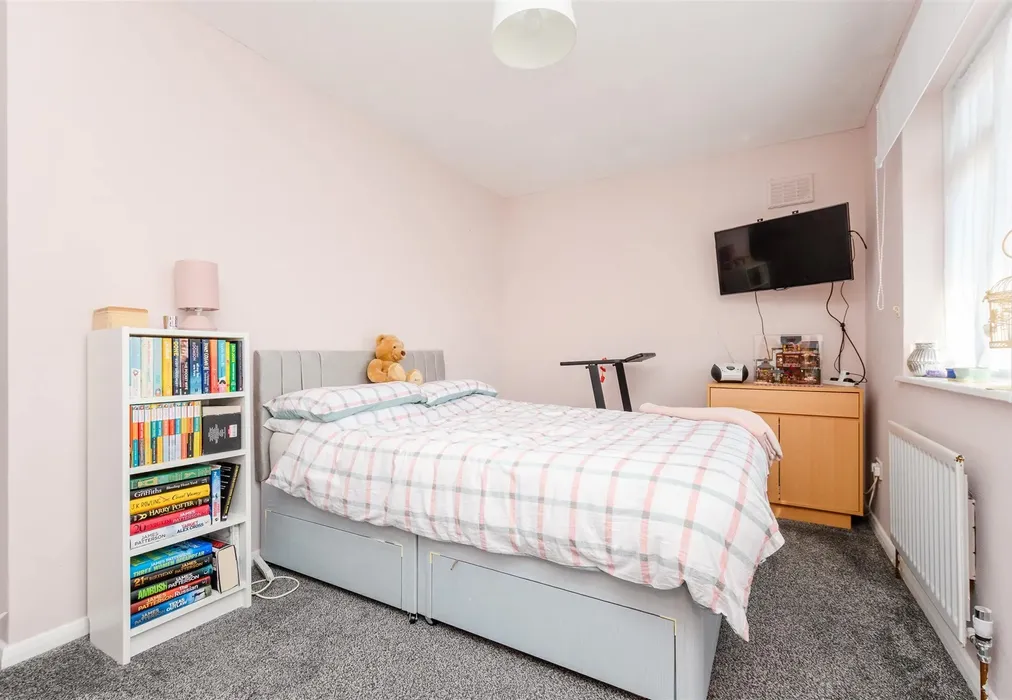 Bedroom 1 - Kingsnorth Road, Twydall, Gillingham, Kent - Wards of Kent