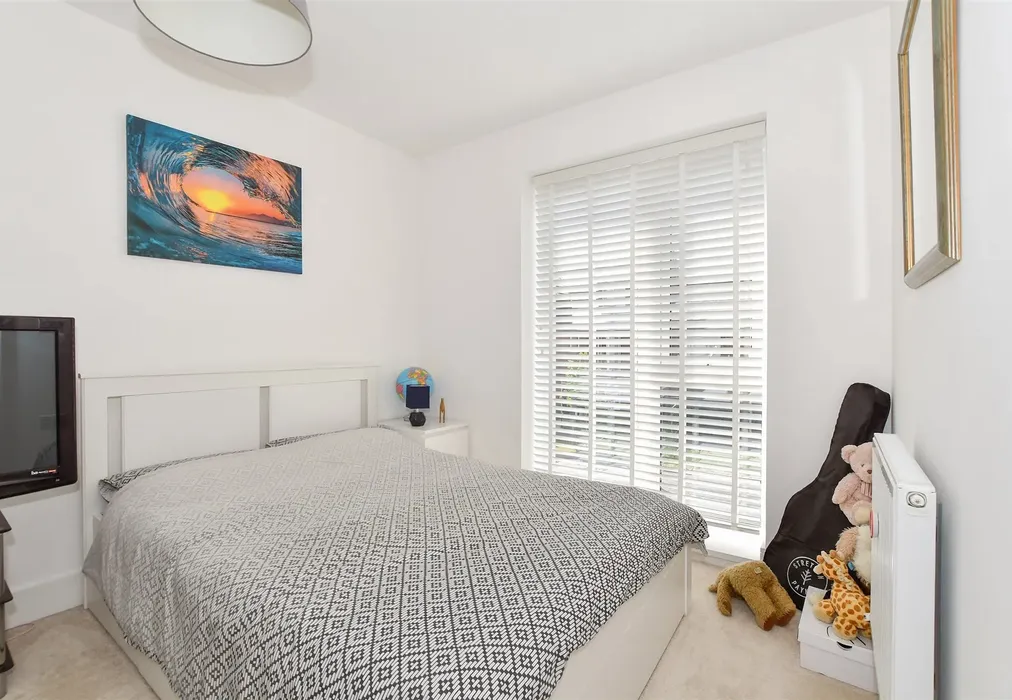 Bedroom 3 - Worsell Drive, Copthorne, West Sussex - Wards of Kent