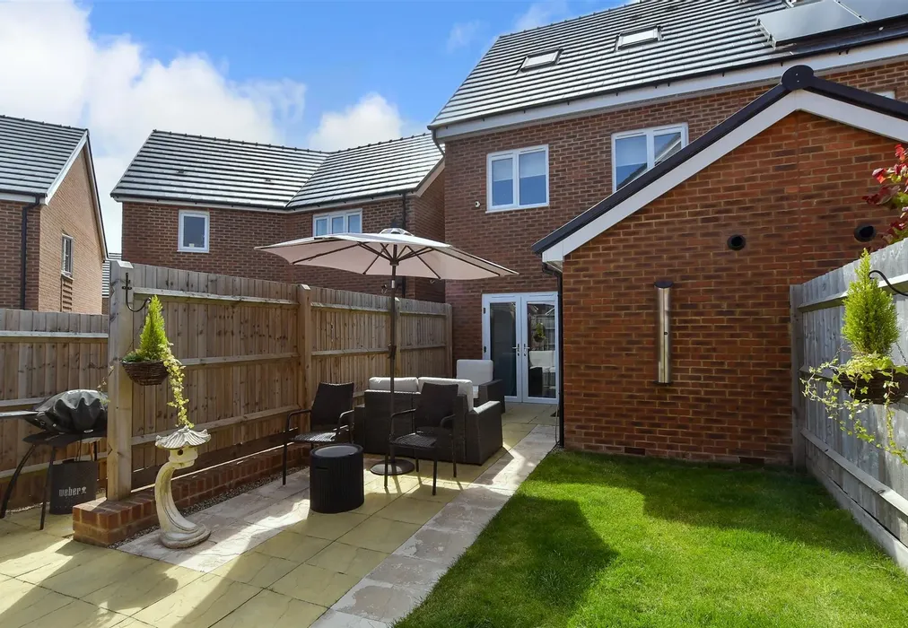 Rear Elevation - Worsell Drive, Copthorne, West Sussex - Wards of Kent
