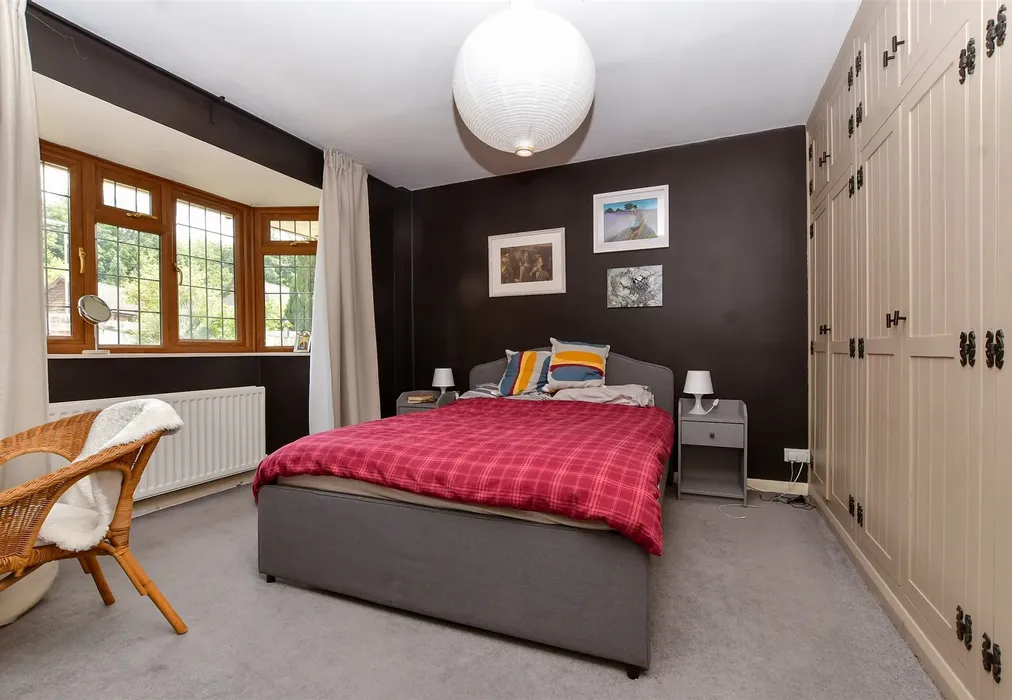 Bedroom 2 - Daymerslea Ridge, Leatherhead, Surrey - Wards of Kent