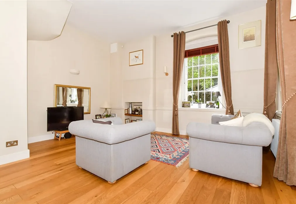 Lounge/Diner - Fennel Close, Maidstone, Kent - Wards of Kent