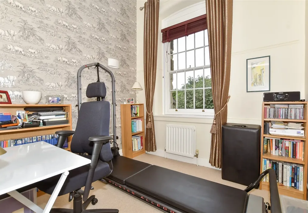 Bedroom 3 - Fennel Close, Maidstone, Kent - Wards of Kent