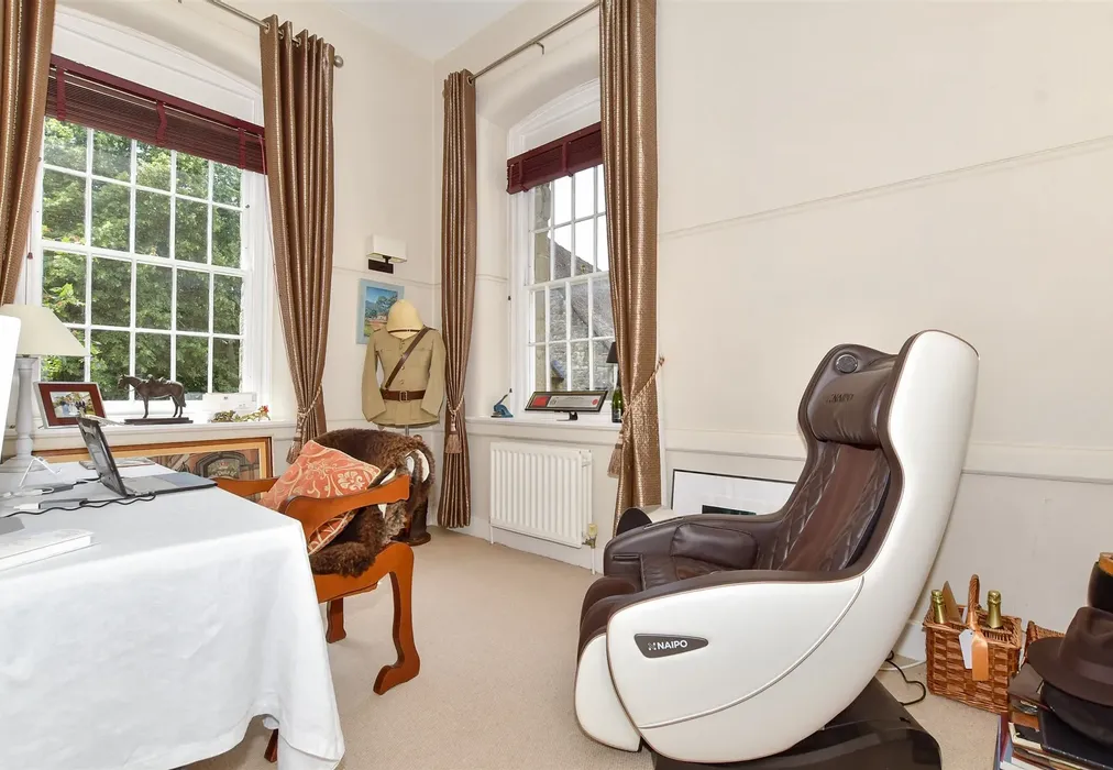 Bedroom 2 - Fennel Close, Maidstone, Kent - Wards of Kent