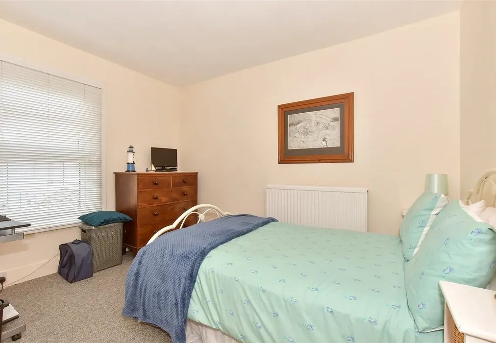 Bedroom 2 - Windmill Street, Hythe, Kent - Wards of Kent