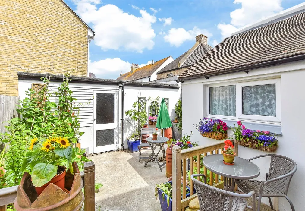 Rear Garden - Windmill Street, Hythe, Kent - Wards of Kent