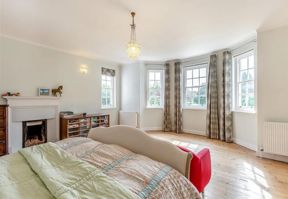 Bedroom - Dixwell Road, Folkestone, Kent - Wards of Kent