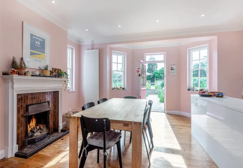 Kitchen/Diner - Dixwell Road, Folkestone, Kent - Wards of Kent