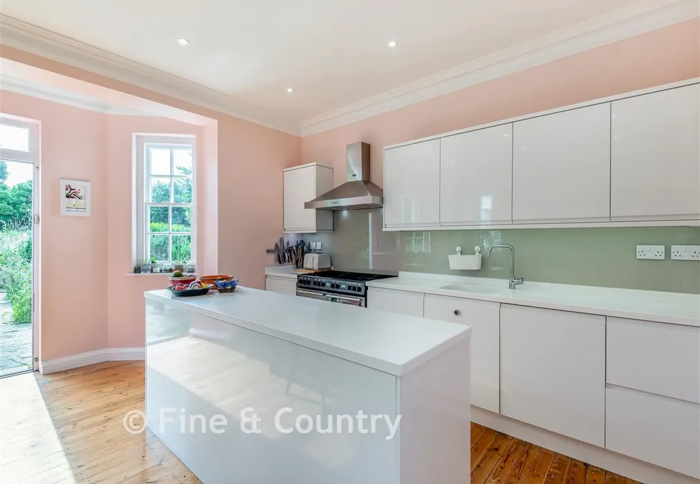 Kitchen/Diner - Dixwell Road, Folkestone, Kent - Wards of Kent
