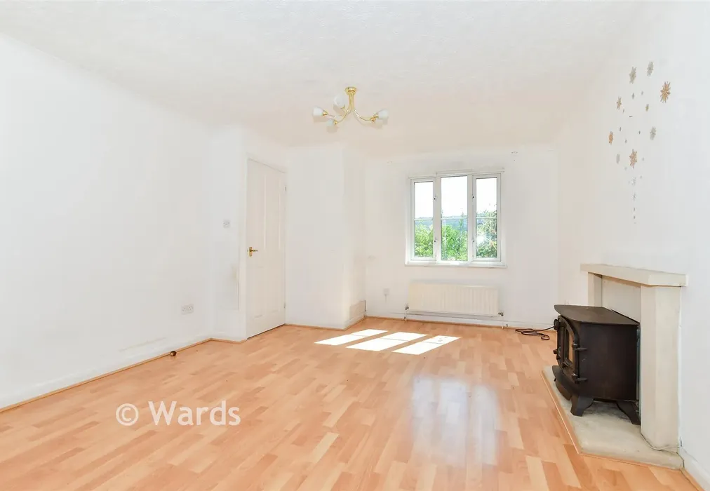 Lounge - Howlsmere Close, Halling, Rochester, Kent - Wards of Kent