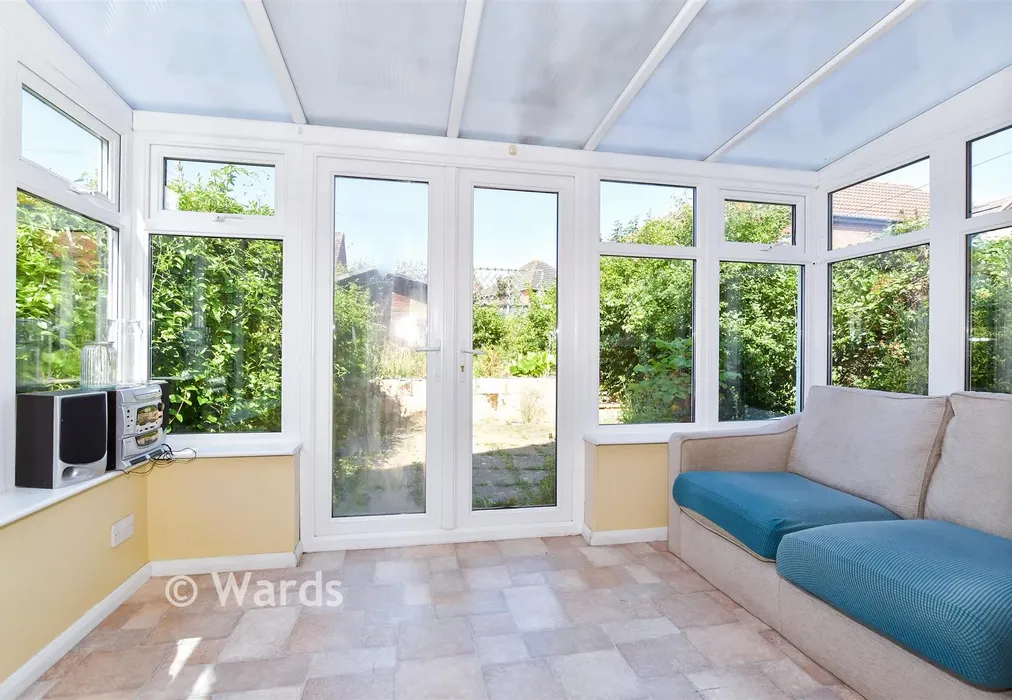 Conservatory - Howlsmere Close, Halling, Rochester, Kent - Wards of Kent