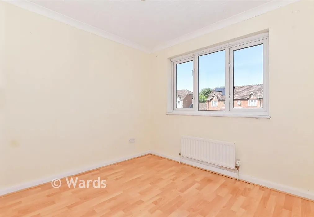 Bedroom 2 - Howlsmere Close, Halling, Rochester, Kent - Wards of Kent